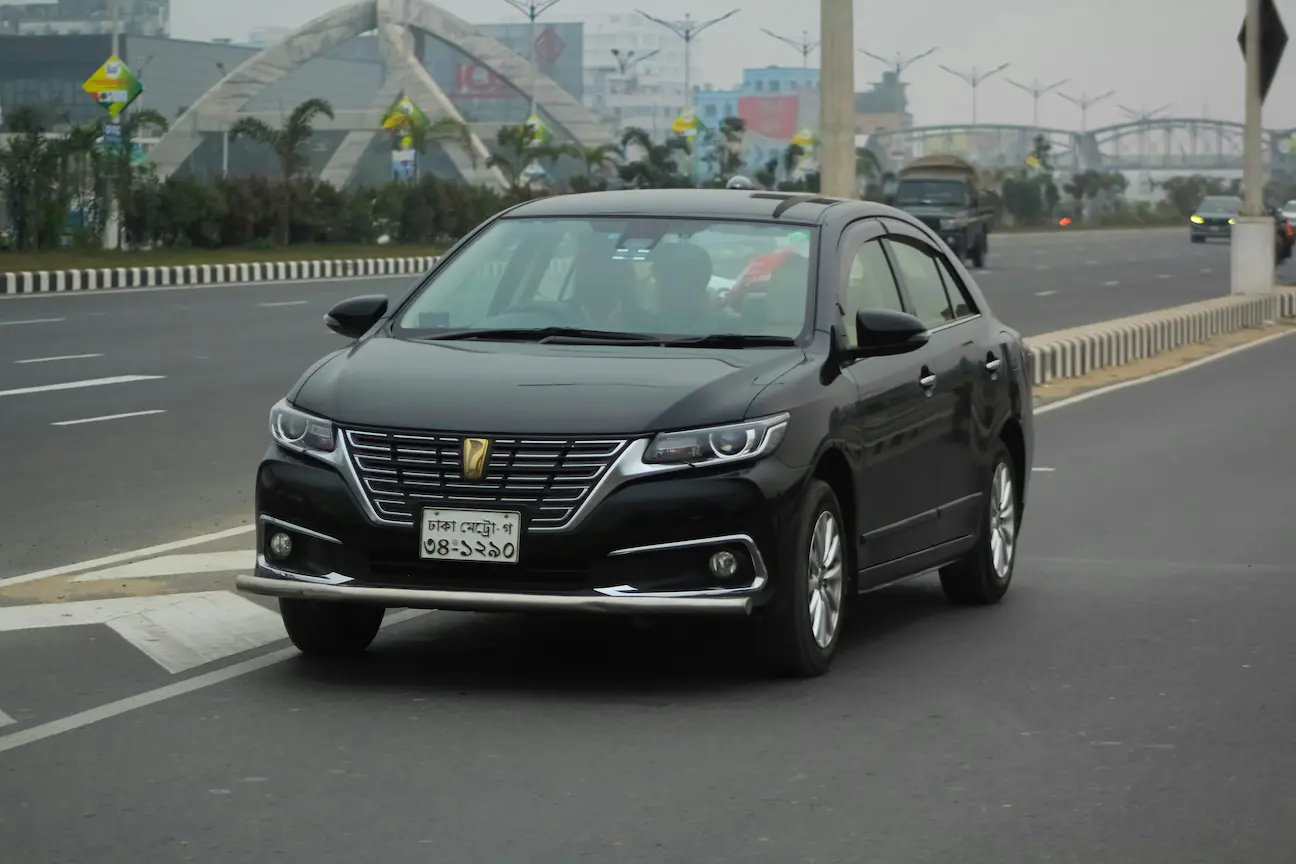 Private vehicle and driver for Thailand sightseeing